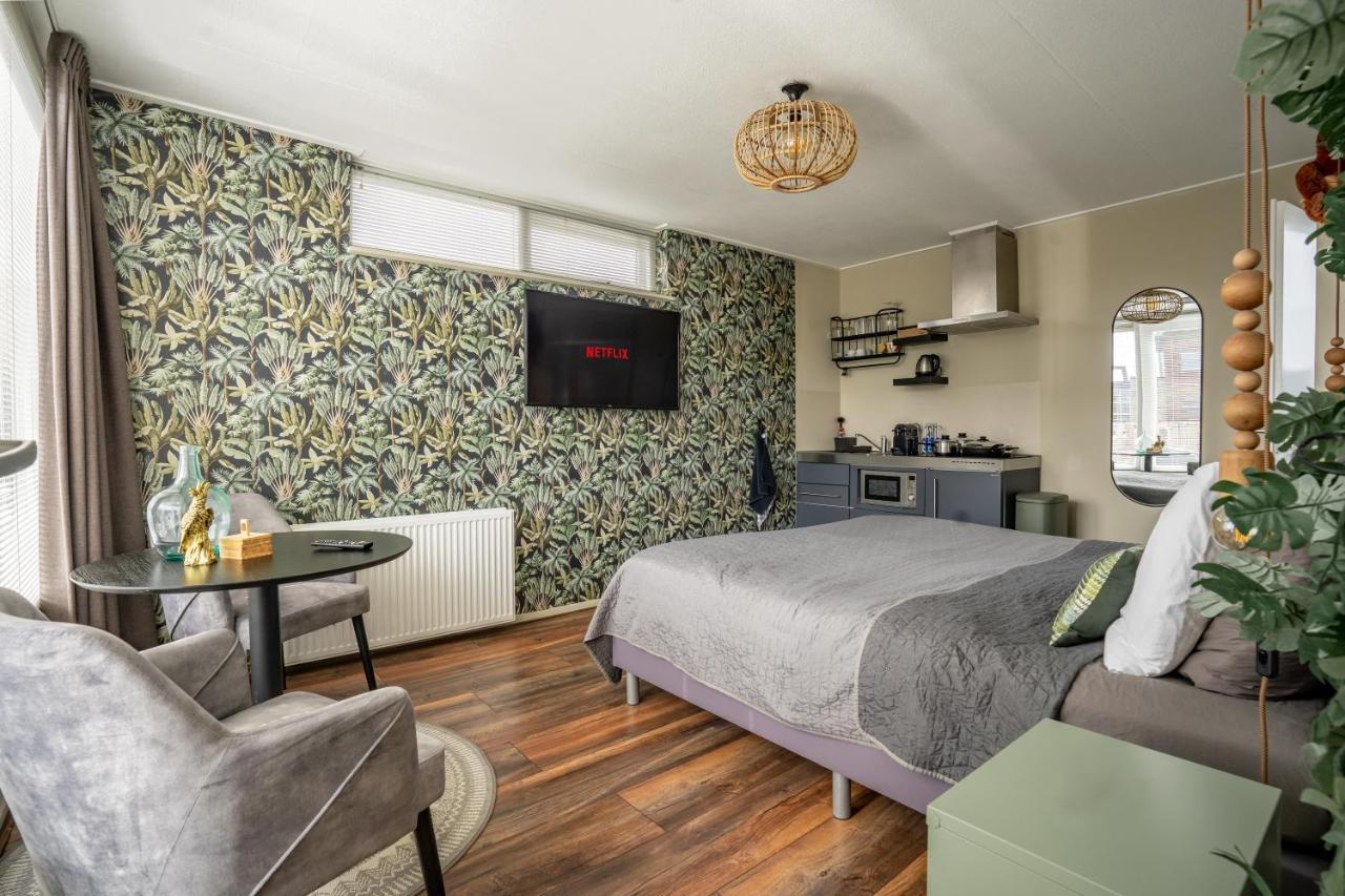 The Lion King - 6 Person Linked Apartment With Roof Terrace Groningen Exterior foto
