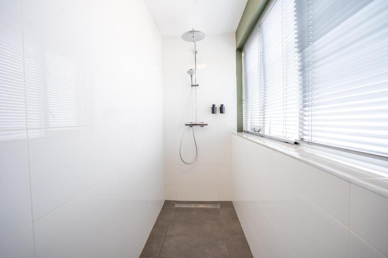 The Lion King - 6 Person Linked Apartment With Roof Terrace Groningen Exterior foto