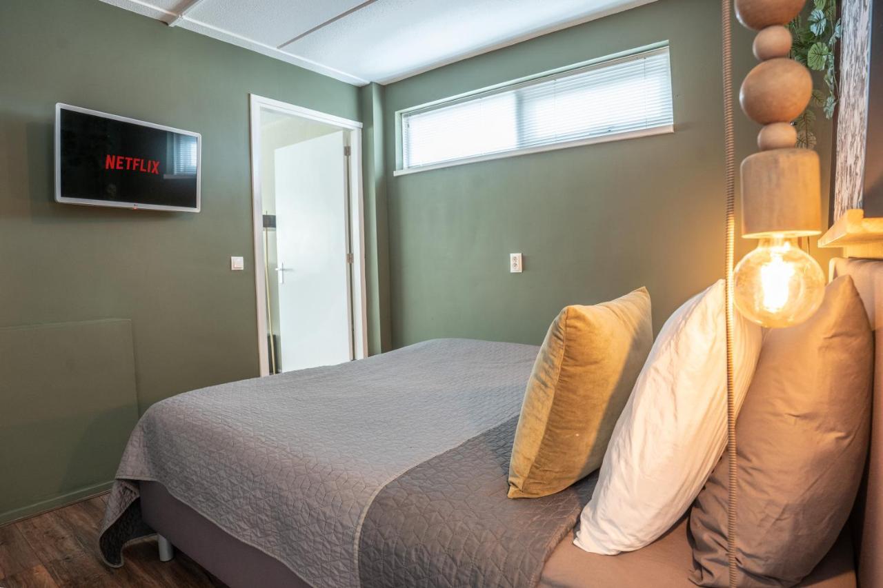 The Lion King - 6 Person Linked Apartment With Roof Terrace Groningen Exterior foto